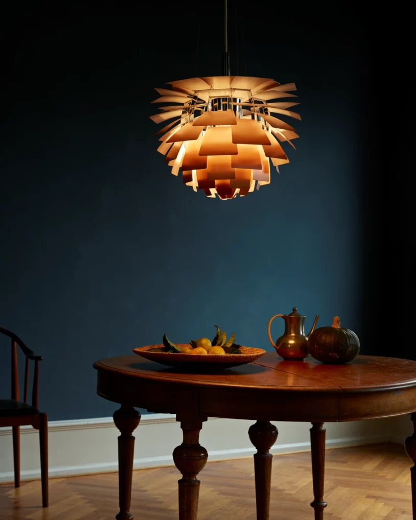 PH Artichoke hanglamp van Poul Henningsen met 72 metalen bladeren in symmetrische rijen – sculpturaal en verblindingsvrij lichtdesign
